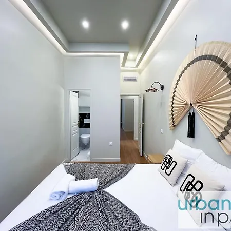 Urban Flat 188 - Stunning 4 Bedroom Flat In
