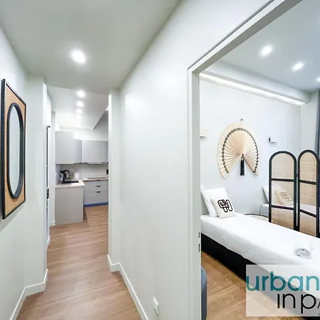 דירה Urban Flat 188 - Stunning 4 Bedroom Flat In פריז