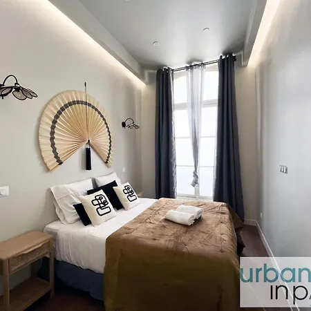 Urban Flat 188 - Stunning 4 Bedroom Flat In